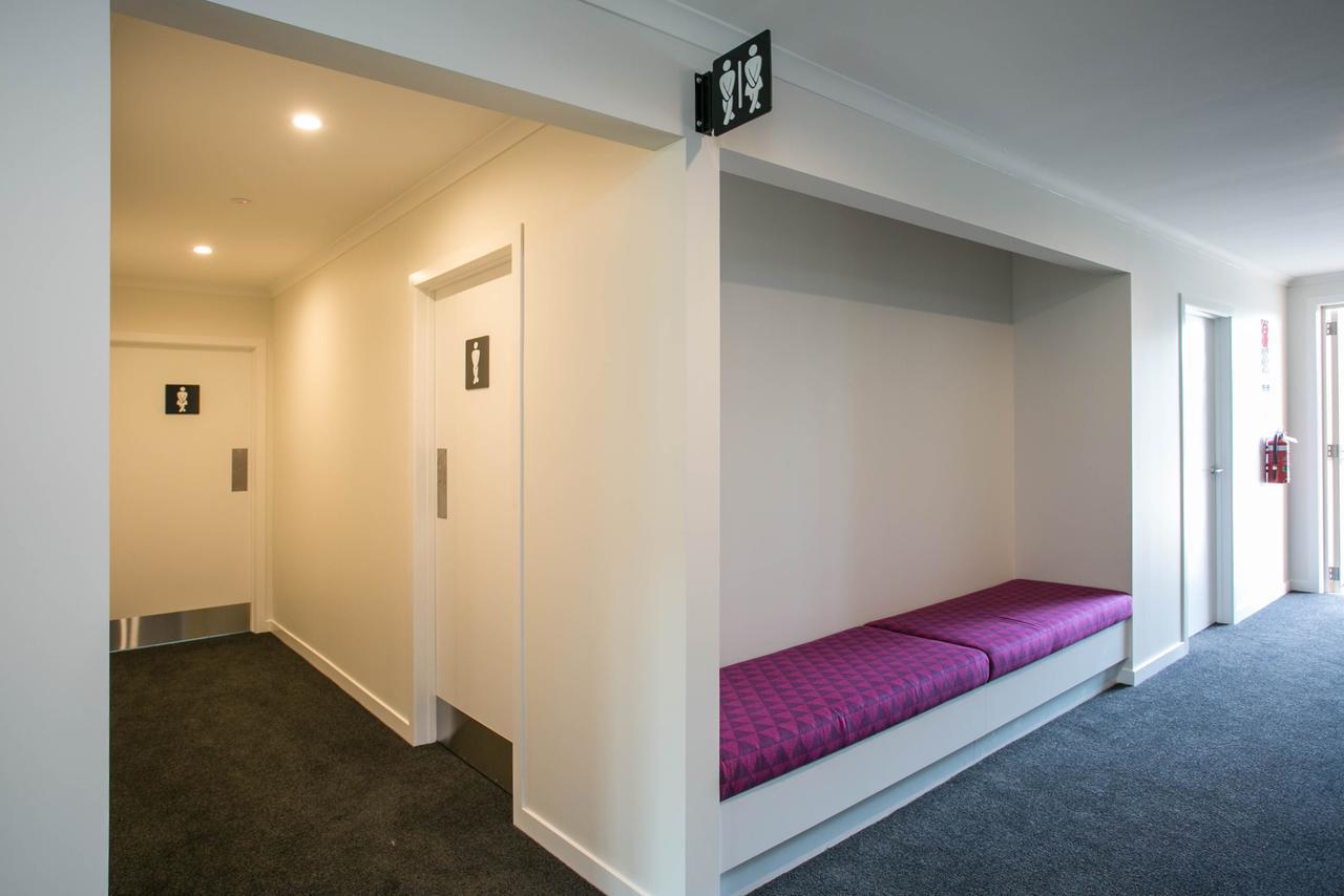 Podium Lodge Cambridge Exteriör bild